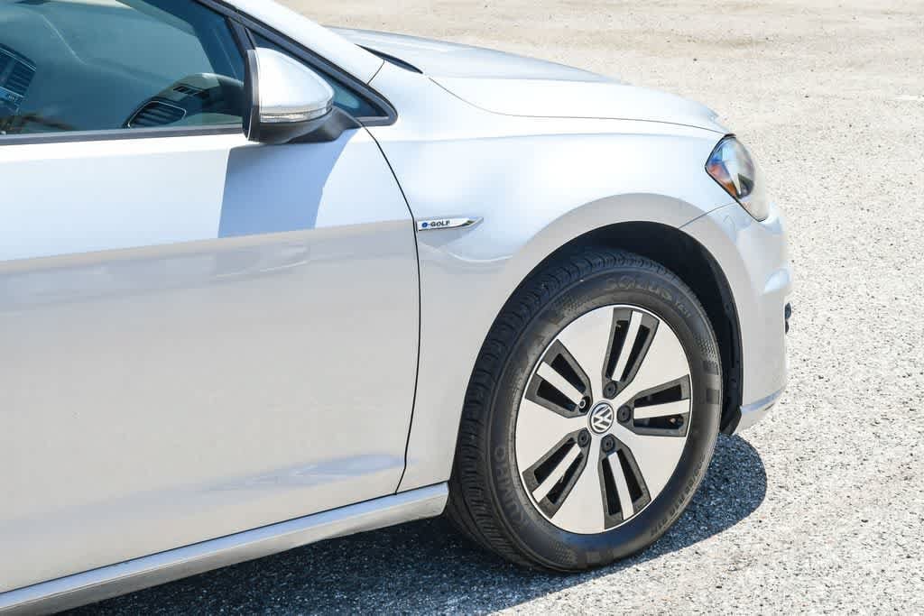 Thumbnail: 2019 Volkswagen e-Golf - 11
