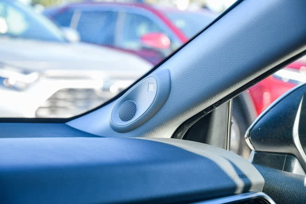 Thumbnail: 2023 Toyota Camry - 24