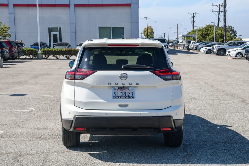 2024 Nissan Rogue S photo 3