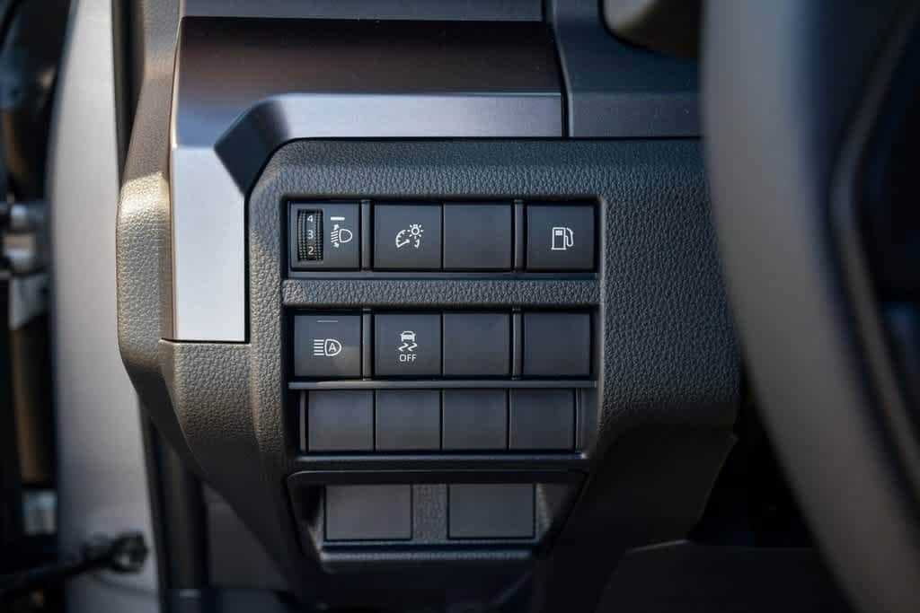 Thumbnail: 2025 Toyota 4Runner - 29