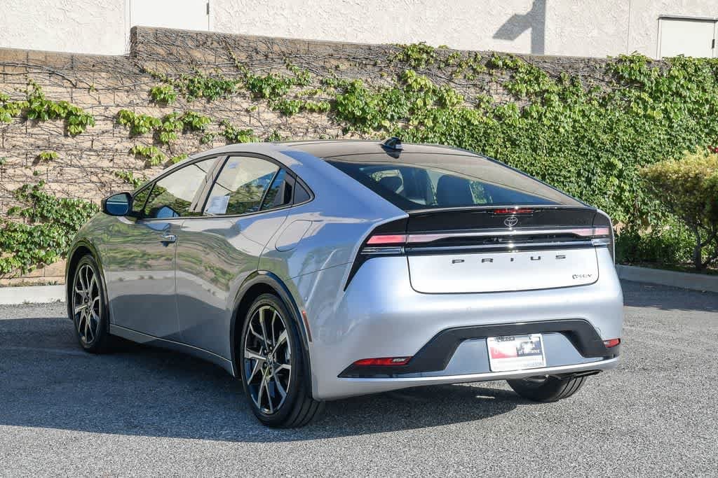 Thumbnail: 2026 Toyota Prius - 8