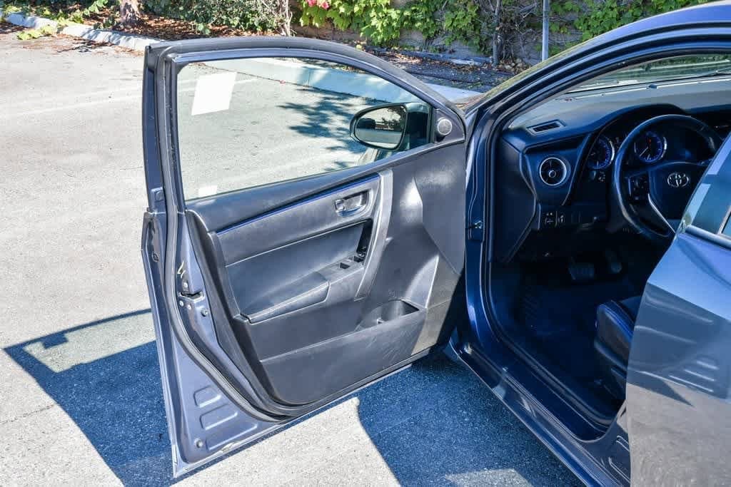 Thumbnail: 2018 Toyota Corolla - 19