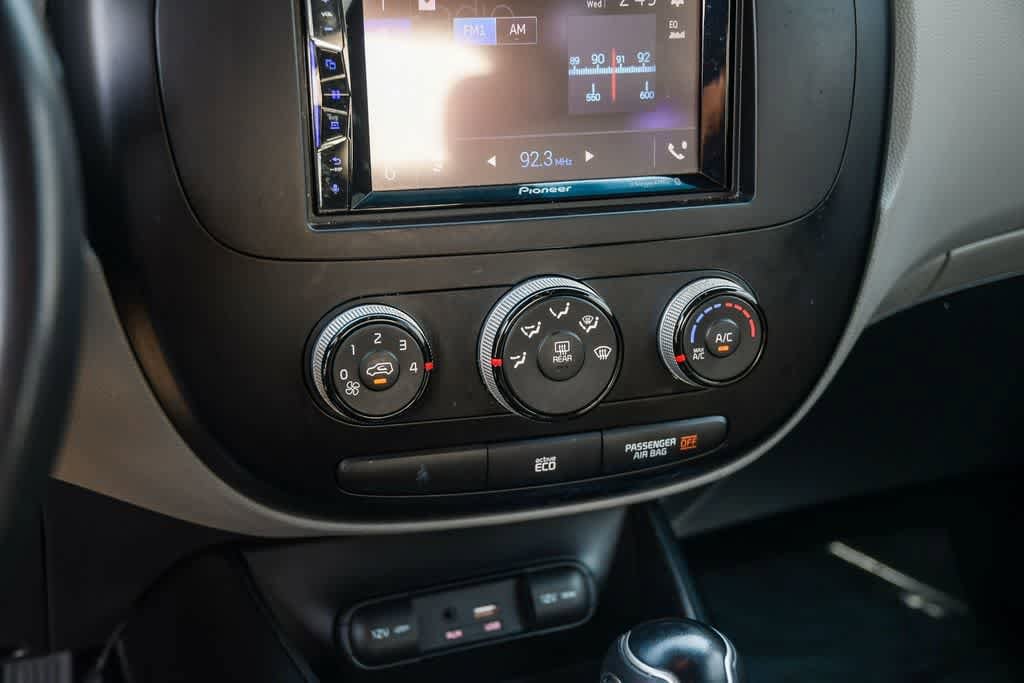 Thumbnail: 2016 Kia Soul - 20