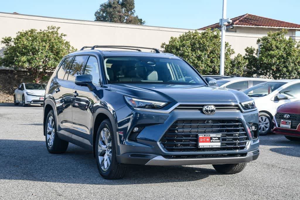 Thumbnail: 2026 Toyota Grand Highlander - 3