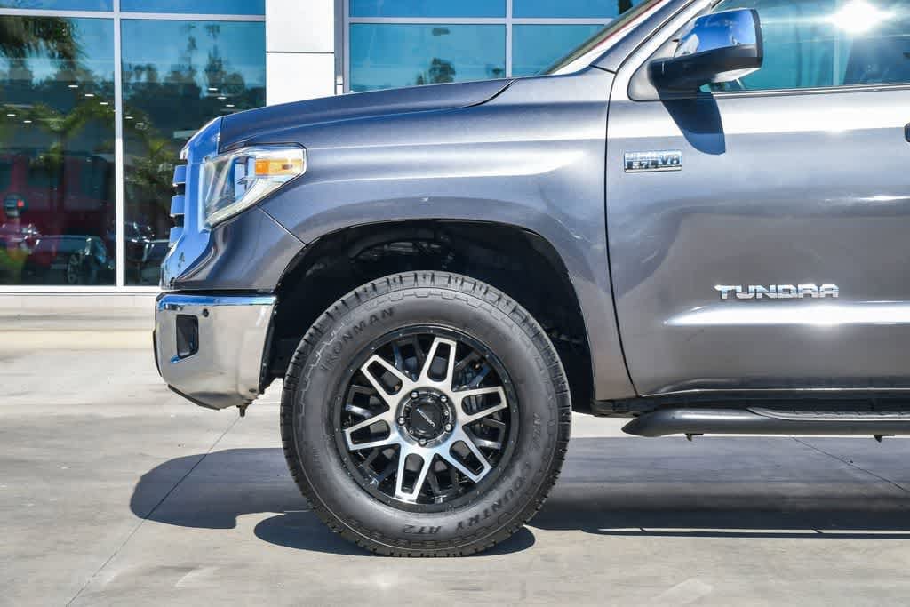 Thumbnail: 2021 Toyota Tundra - 10