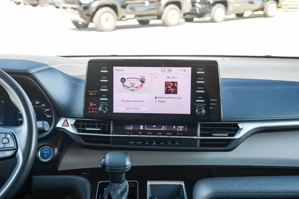 Thumbnail: 2024 Toyota Sienna - 13