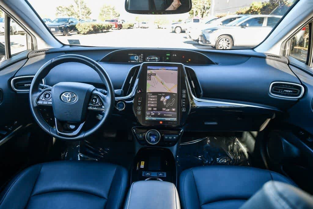 Thumbnail: 2020 Toyota Prius Prime - 14
