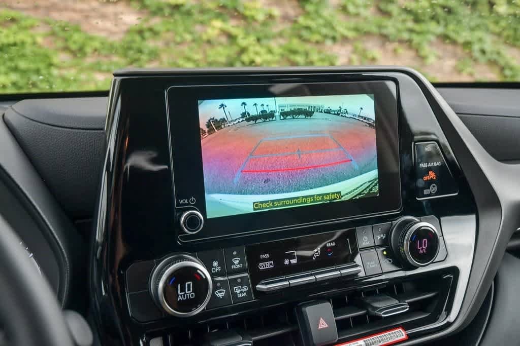 2025 Toyota Highlander LE 25