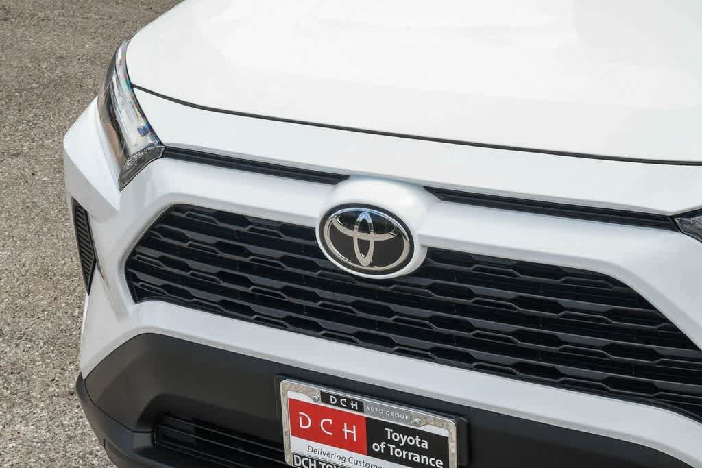 Thumbnail: 2025 Toyota RAV4 - 5