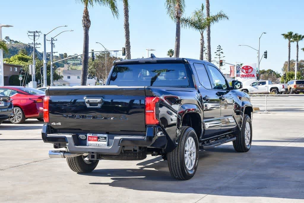 2026 Toyota Tacoma SR5 - Photo 7