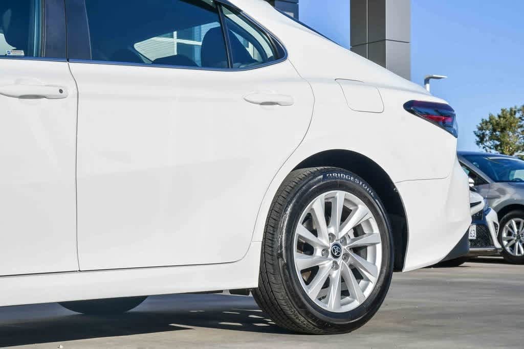 Thumbnail: 2024 Toyota Camry - 11