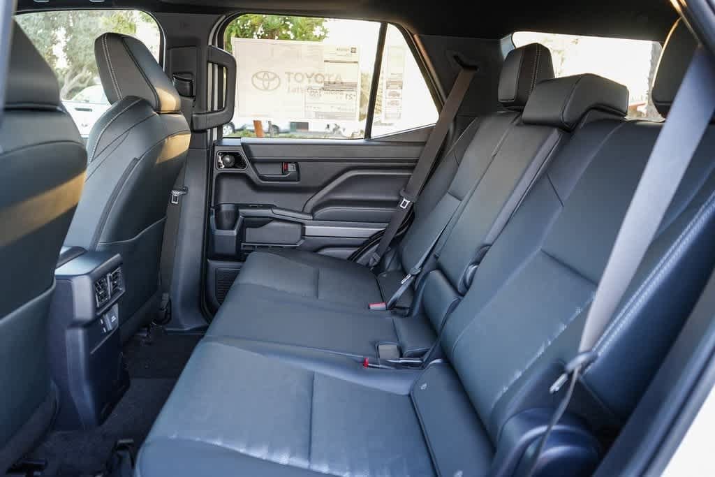 Thumbnail: 2026 Toyota 4Runner - 18