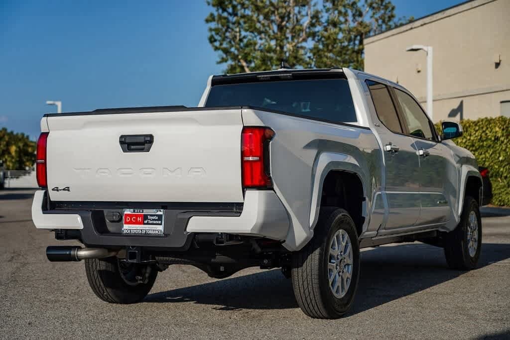 Thumbnail: 2025 Toyota Tacoma - 6