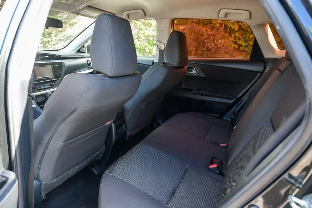 Thumbnail: 2018 Toyota Corolla iM - 17