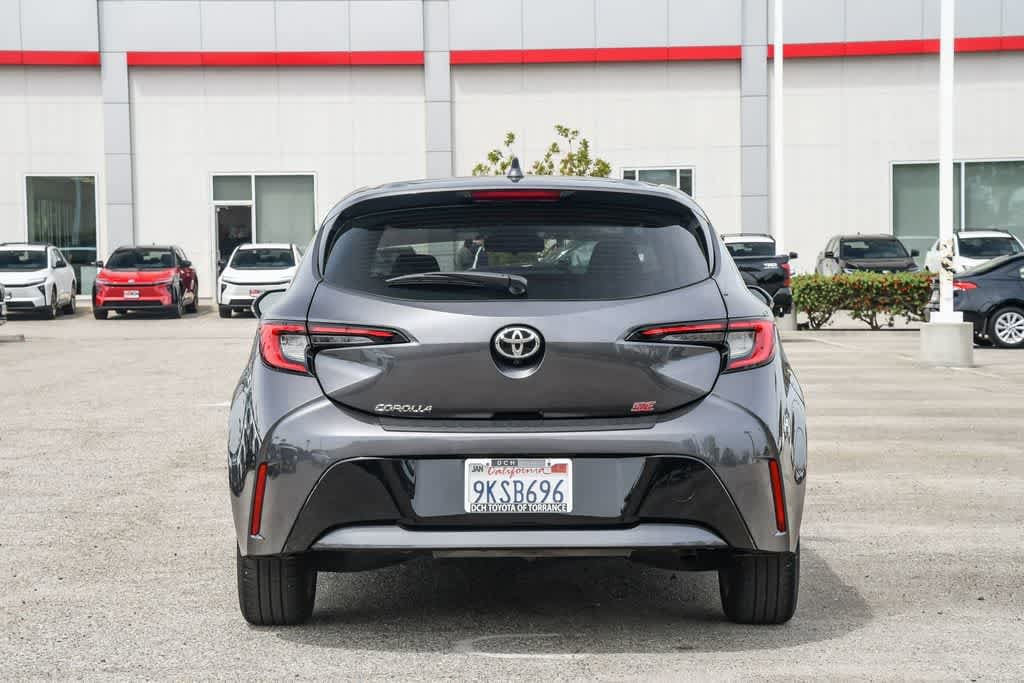 2024 Toyota Corolla Hatchback SE photo 3