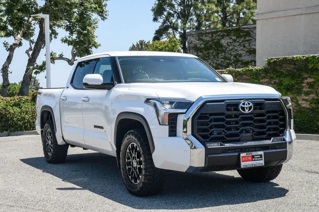 2022 Toyota Tundra SR5 photo 3
