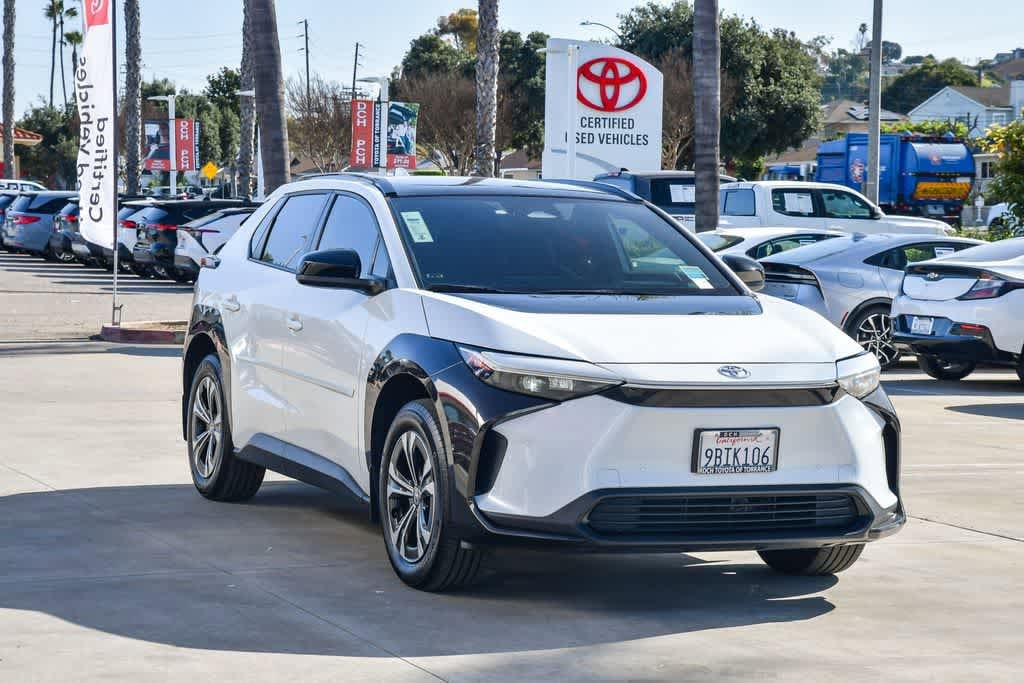 Thumbnail: 2023 Toyota bZ4X - 3