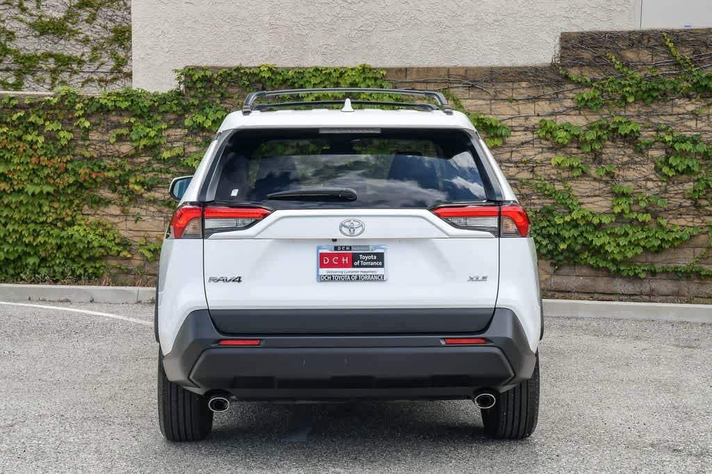 Thumbnail: 2025 Toyota RAV4 - 7