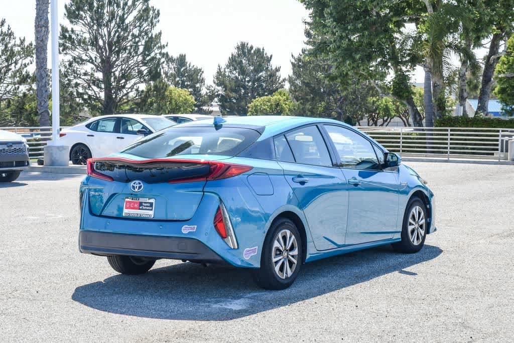 Thumbnail: 2017 Toyota Prius Prime - 9