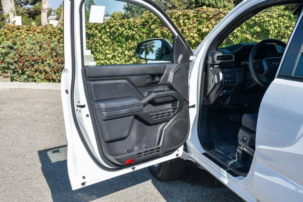 Thumbnail: 2025 Toyota Tacoma - 20