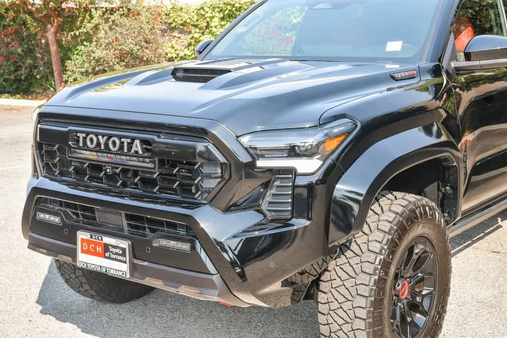 Thumbnail: 2025 Toyota Tacoma - 6