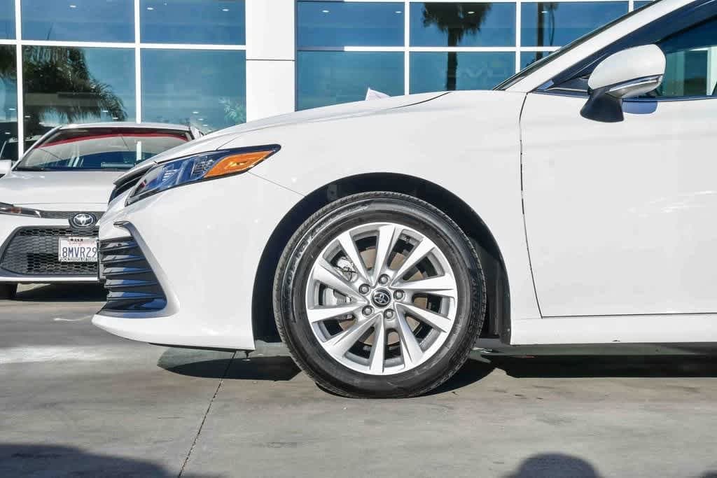 Thumbnail: 2024 Toyota Camry - 10