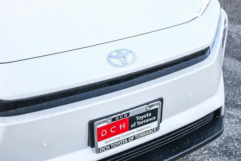 Thumbnail: 2026 Toyota bZ - 5