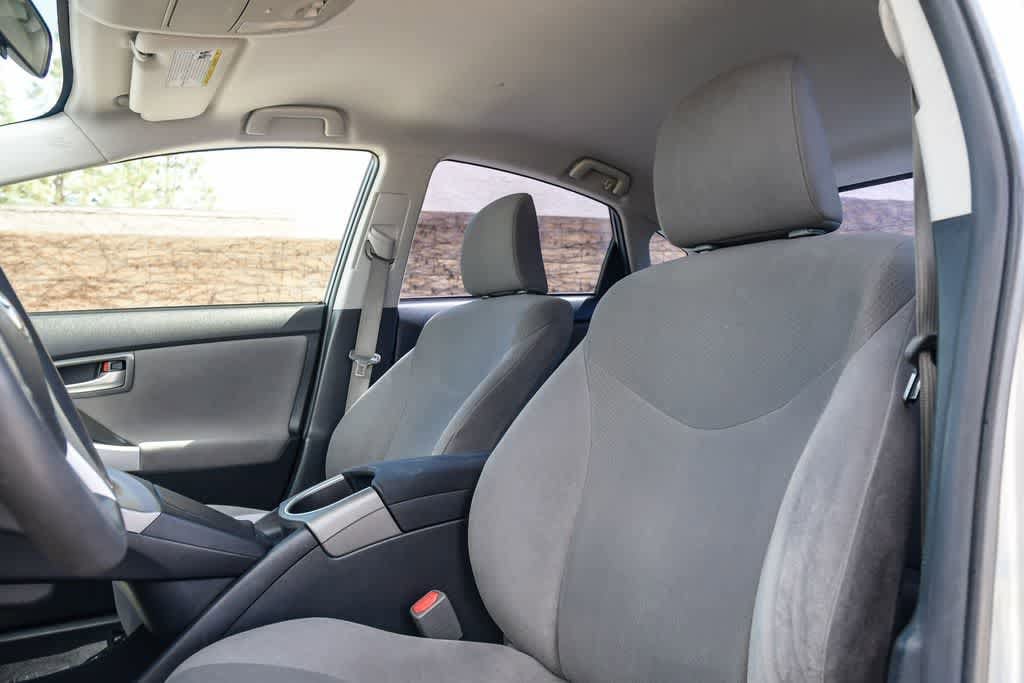 Thumbnail: 2014 Toyota Prius - 17