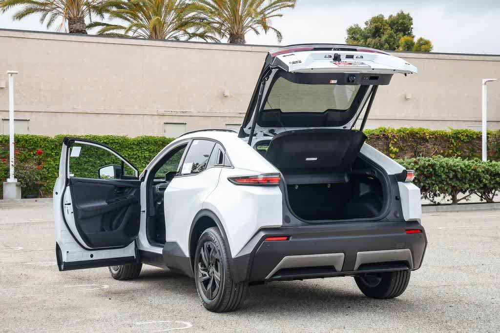 Thumbnail: 2026 Toyota C-HR - 29