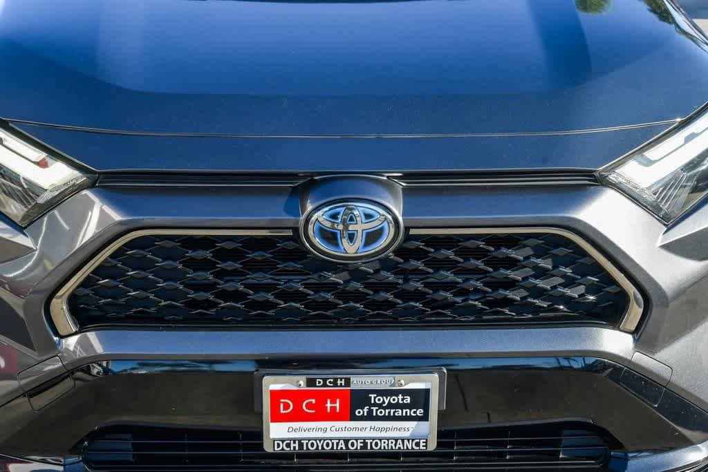 Thumbnail: 2022 Toyota RAV4 - 5