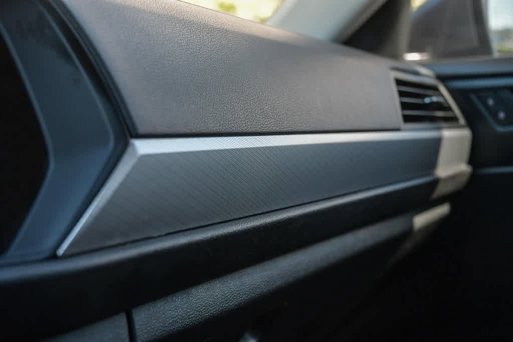 Thumbnail: 2021 Volkswagen Jetta - 25