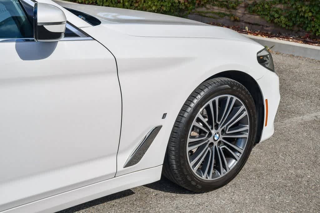 Thumbnail: 2019 BMW 5 Series - 11