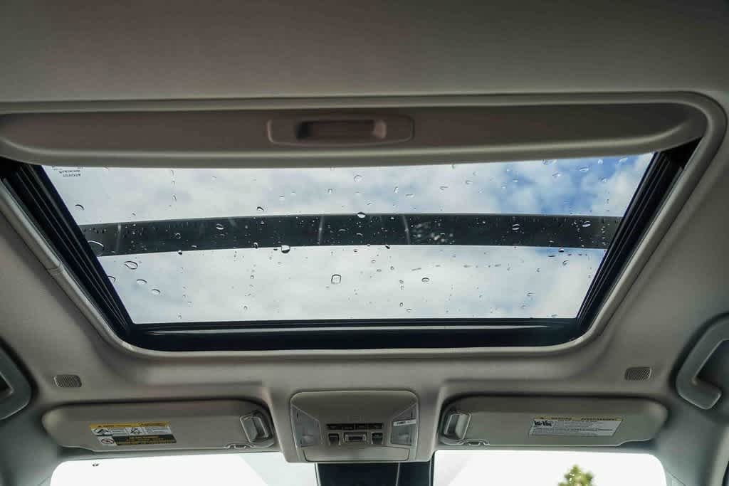 Thumbnail: 2025 Toyota RAV4 - 16