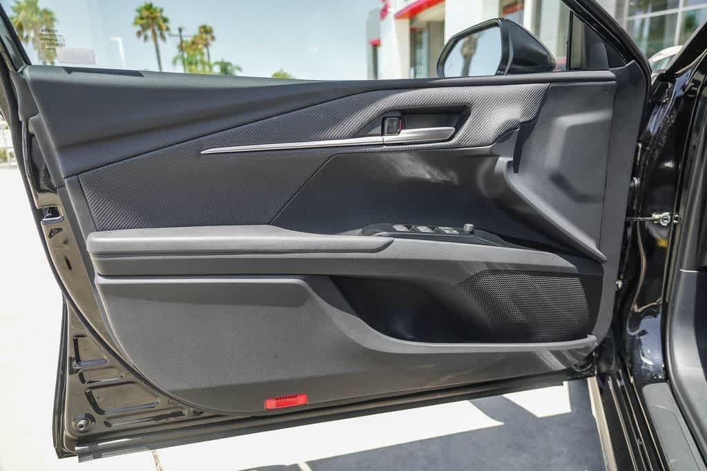 Thumbnail: 2026 Toyota Camry - 21