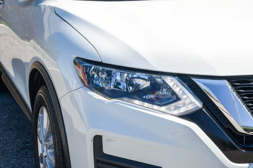 Thumbnail: 2019 Nissan Rogue - 4