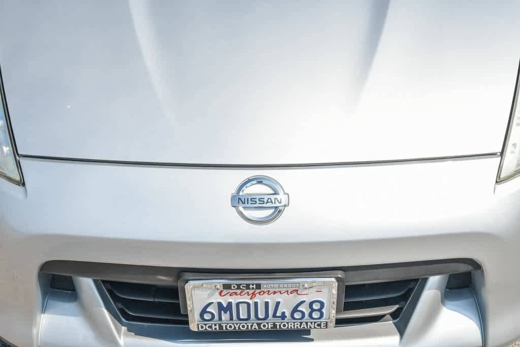 Thumbnail: 2010 Nissan Z - 5