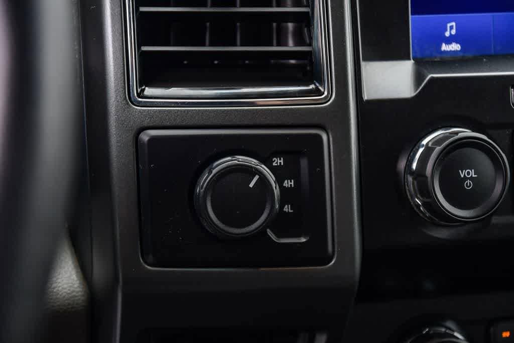 Thumbnail: 2022 Ford Econoline - 24