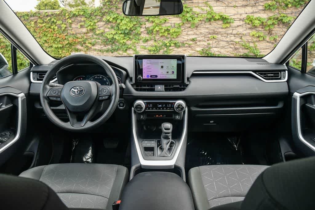 Thumbnail: 2025 Toyota RAV4 - 14