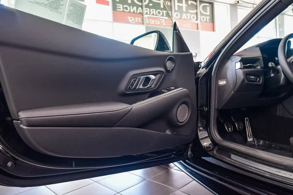 Thumbnail: 2026 Toyota GR Supra - 17