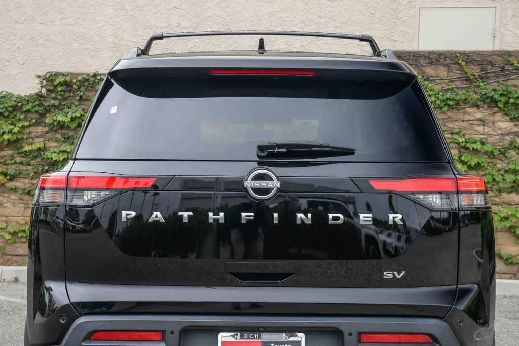 2024 Nissan Pathfinder SV photo 6