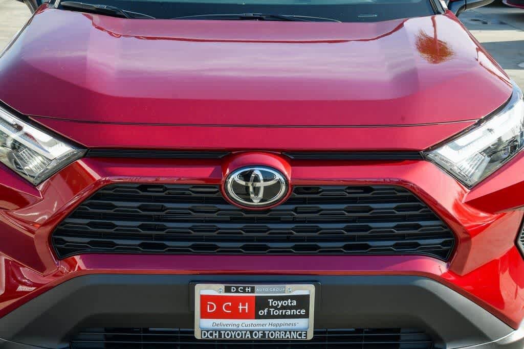 Thumbnail: 2025 Toyota RAV4 - 5