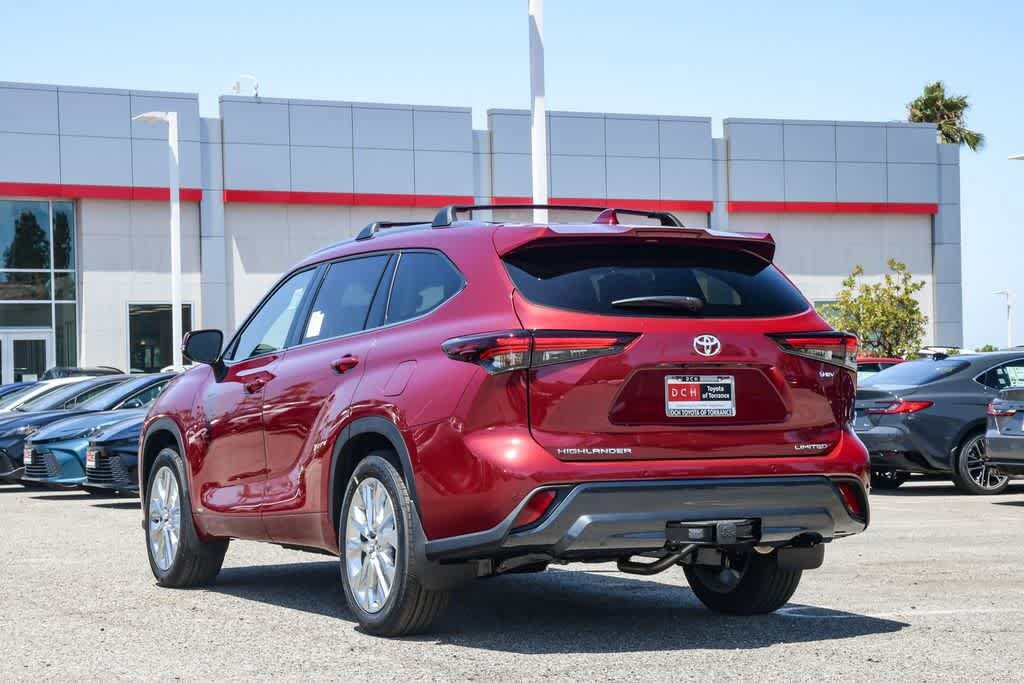 Thumbnail: 2026 Toyota Highlander - 9