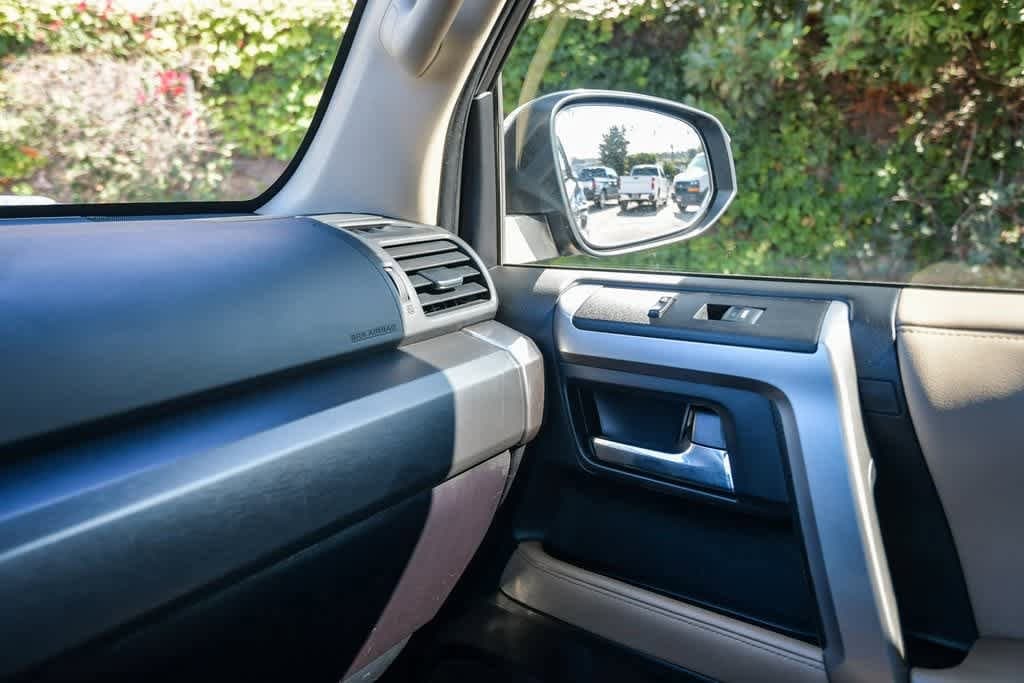 Thumbnail: 2023 Toyota 4Runner - 25