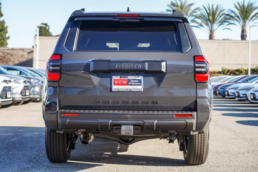 Thumbnail: 2025 Toyota 4Runner - 7