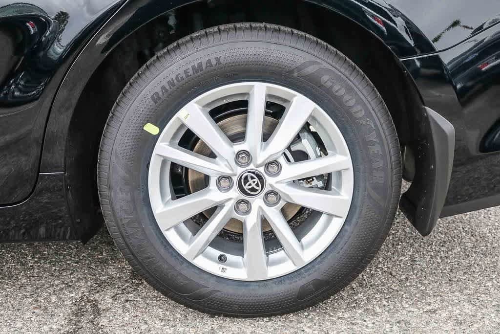 Thumbnail: 2026 Toyota Camry - 10