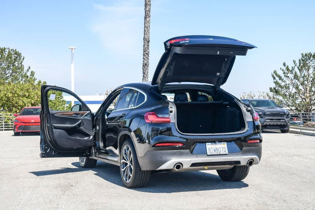 Thumbnail: 2021 BMW X4 - 27