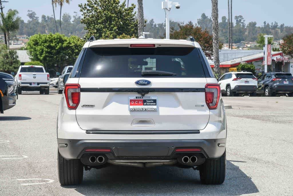 Thumbnail: 2018 Ford Explorer - 7