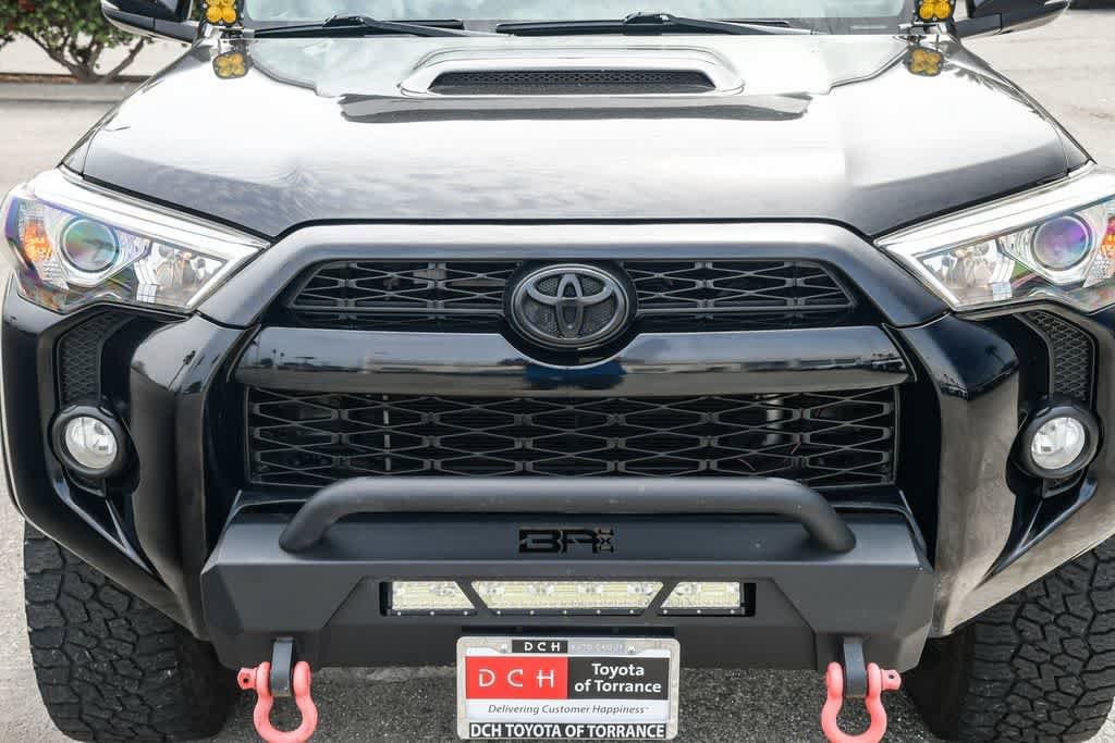 2019 Toyota 4Runner TRD Off-Road Premium photo 4