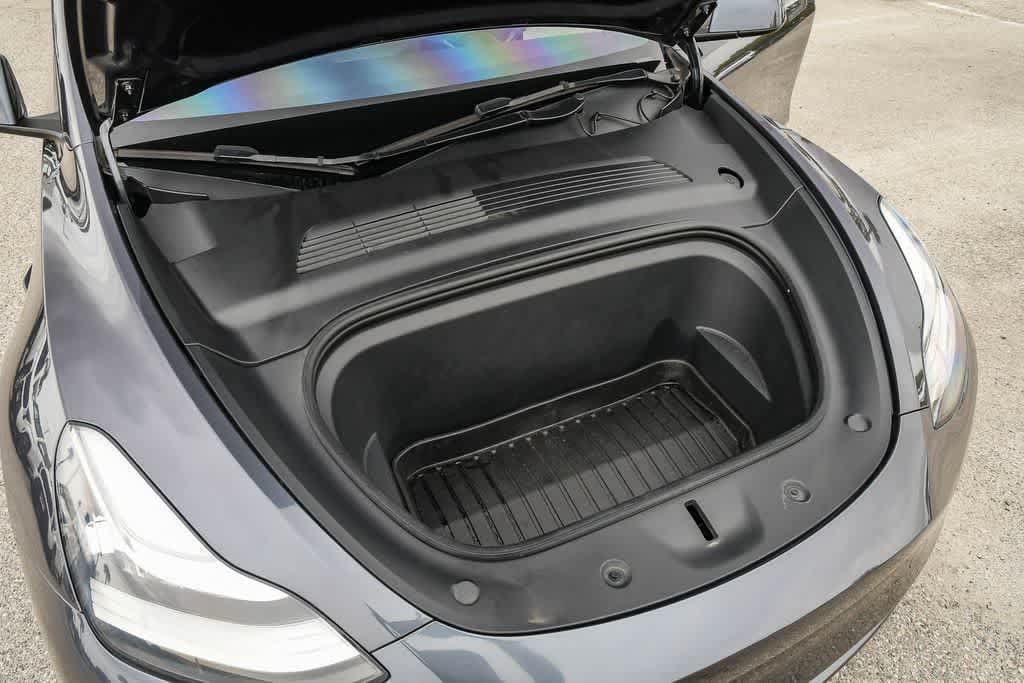 Thumbnail: 2021 Tesla Model Y - 27