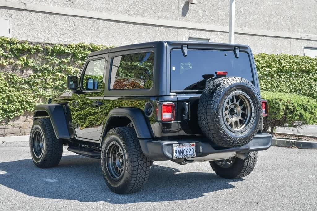 Thumbnail: 2022 Jeep Wrangler - 9